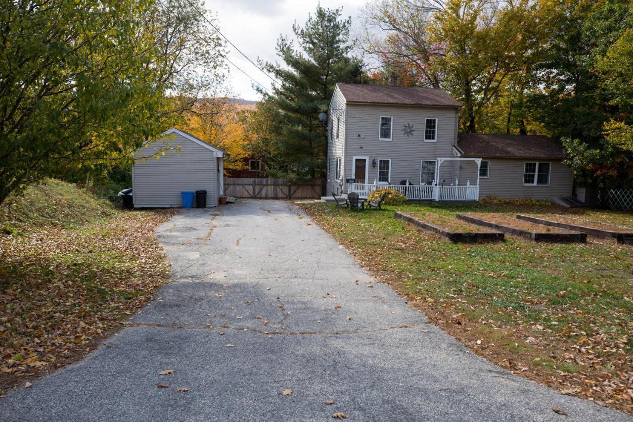 Sunnyside Home Near Sunday River, Black Mountain, Lakes And Hikes ランフォード  エクステリア 写真