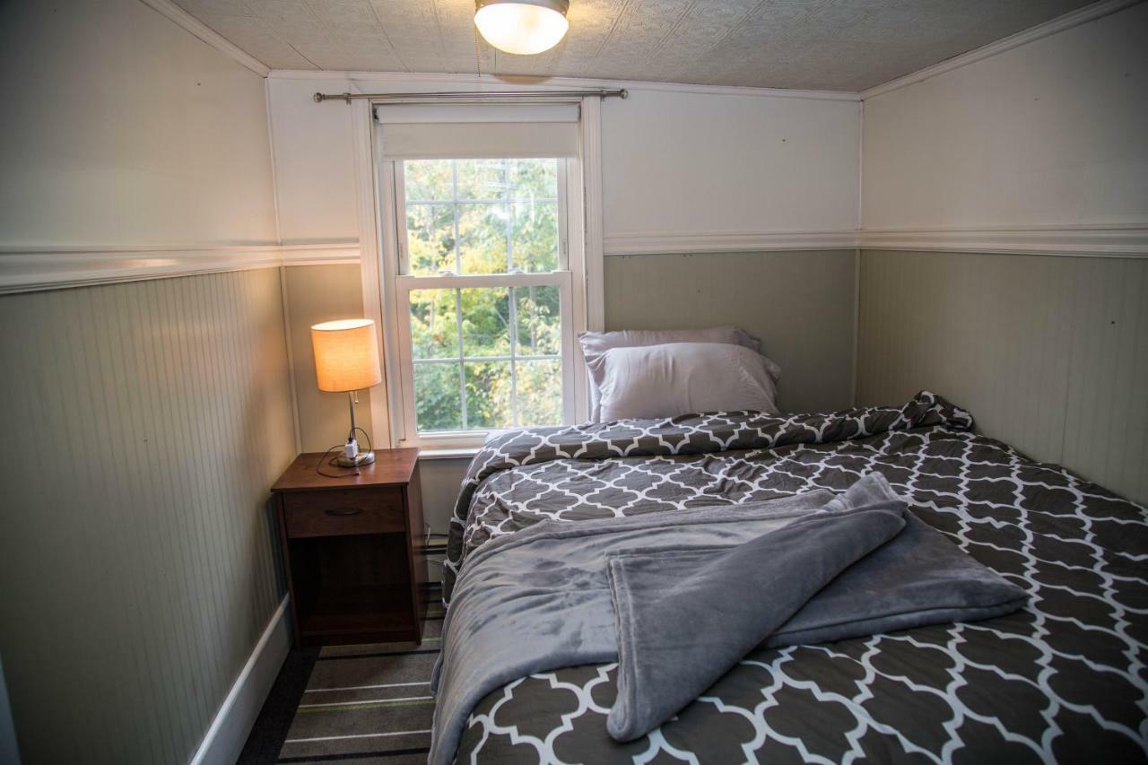 Sunnyside Home Near Sunday River, Black Mountain, Lakes And Hikes ランフォード  エクステリア 写真